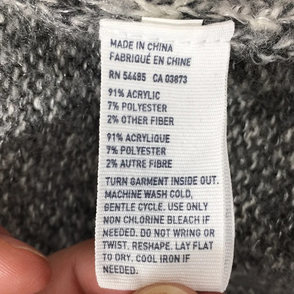 American Eagle Cardigan Sweater Gray Red Aztec Striped‎ - Picture 7 of 11